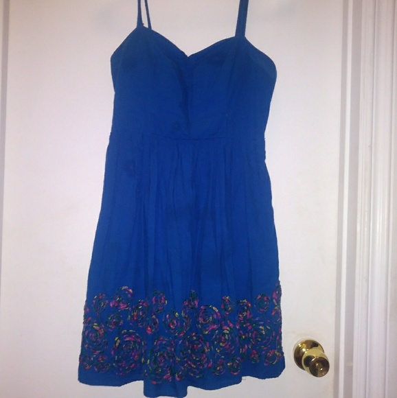 Clothing - Picture 1 of 1